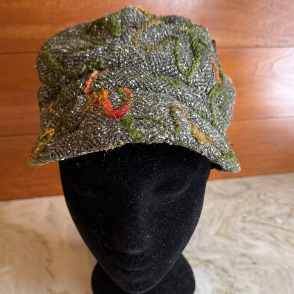 Alessandra Bacci Firenze Textured Wool Cabbie Cap Newsboy Hat Olive Green
